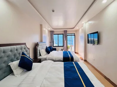 Deluxe Double or Twin Room with Mountain View — Sapa Odyssey Hostel